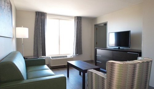 Suite, 1 King Bed, Non Smoking (Pullman)