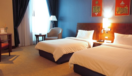Room, 2 Twin Beds, Garden View
