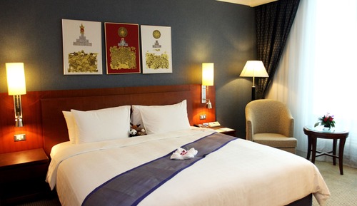 Executive Suite