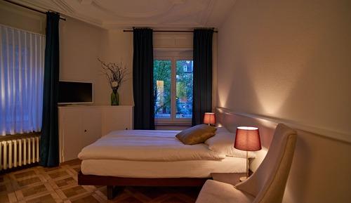Twin Room, Shared Bathroom (incl. City Tax)