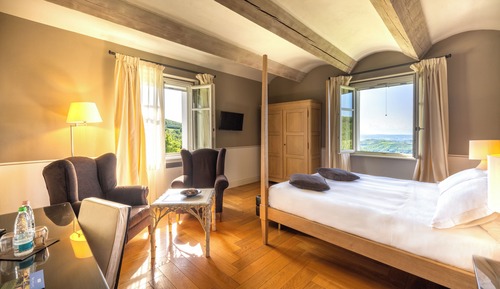 Junior Suite, 1 Queen Bed
