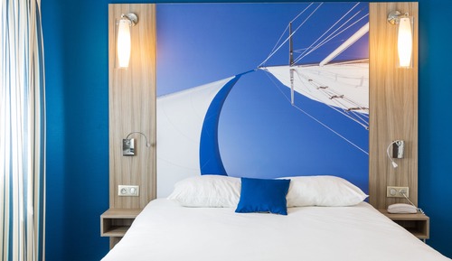 Standard Suite, Multiple Beds