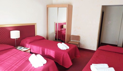 Basic Triple Room