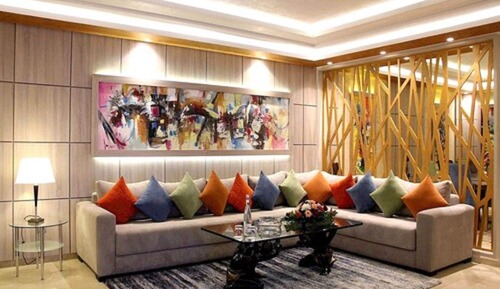 Royal Suite (302)