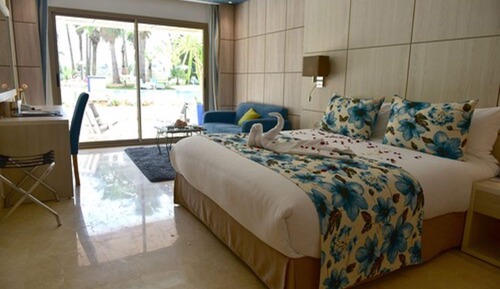 Junior Suite, Pool View