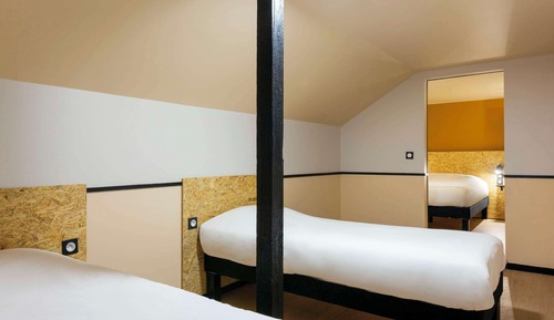 Standard Room, Multiple Beds