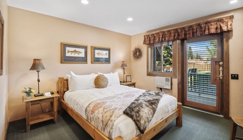 Basic Room (Mountain View)