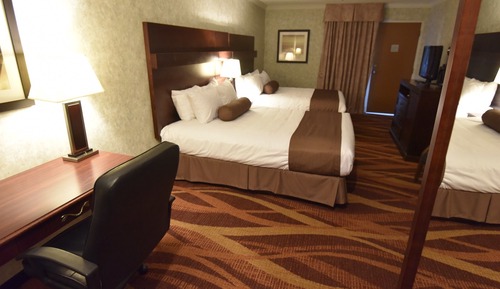 Standard Room, 2 Queen Beds, Non Smoking