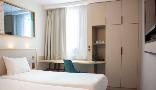 Basic Triple Room