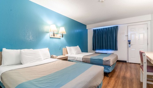 Deluxe Room, 2 Double Beds, Non Smoking, Refrigerator & Microwave