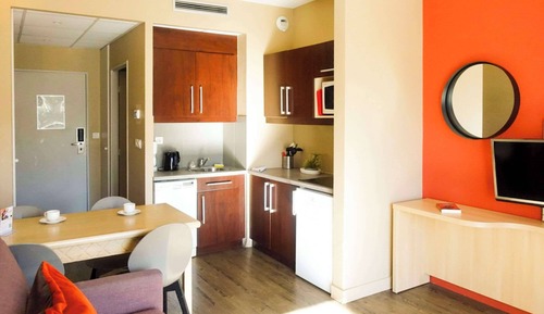 Appartement 1 chambre 5 personnes - Accés piscine