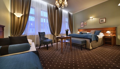 Deluxe Triple Room