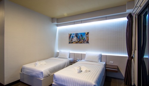 Standard Twin Room