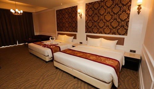 Deluxe with Jacuzzi  For 2