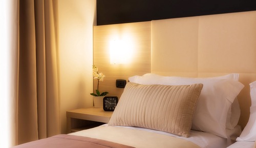 Comfort Double or Twin Room, Private Bathroom, City View