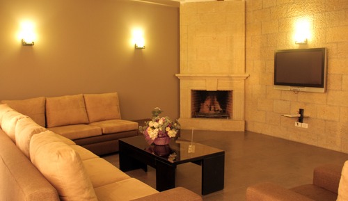 Duplex, 4 Bedrooms, Kitchen (Fhonecia)