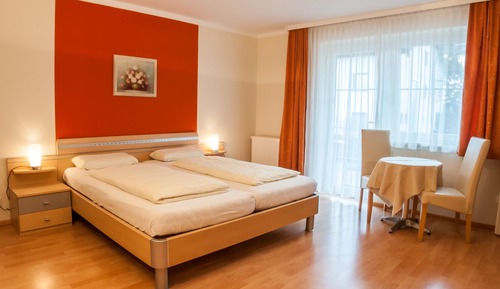 Standard Double Room, 1 King Bed, Non Smoking