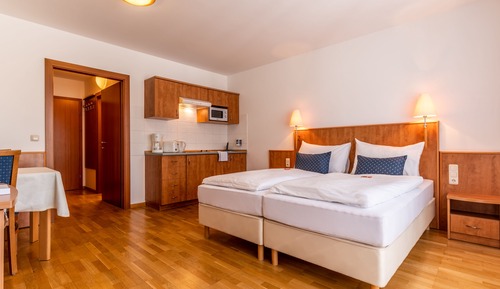 Apartment, 3 Twin Beds
