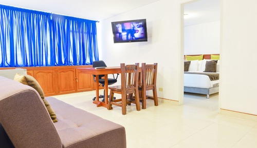 Deluxe Room, 1 King Bed