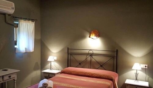 Double Room, Private Bathroom (O Triple)