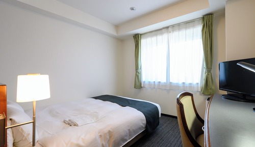 Queen Economy Room