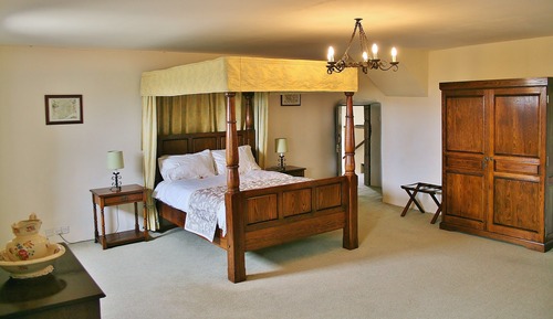 Double Room (4Poster)