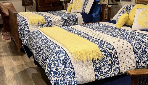 Elite Suite, 2 Queen Beds (Arts and Craft Suite)