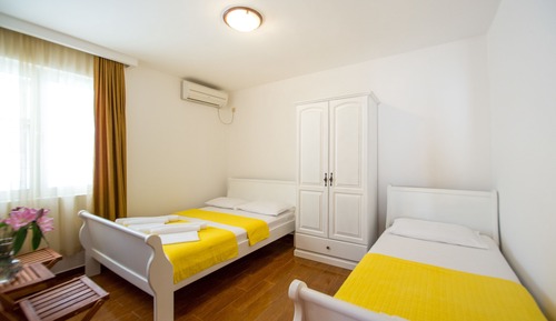 Comfort Triple Room, Multiple Beds, Hill View