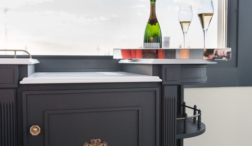 Signature Suite
