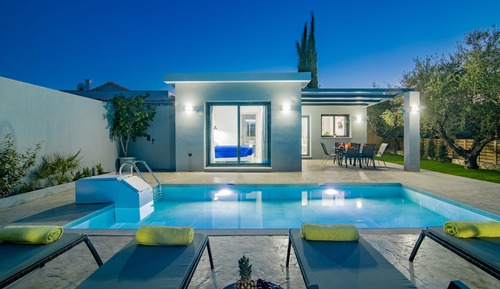 Family Villa, 2 Bedrooms, Private Pool, Pool View (Artemisia)