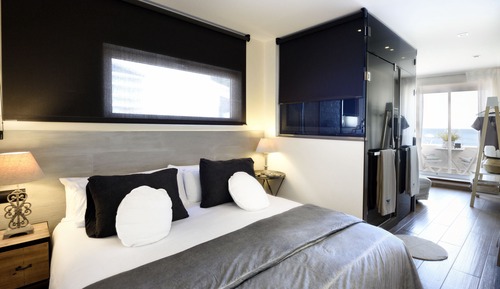 Double room with single sofa bed