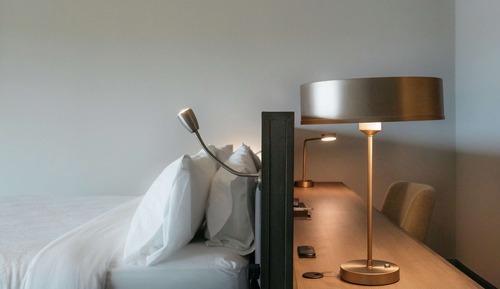 Deluxe Room, 1 King Bed, Accessible, Bathtub
