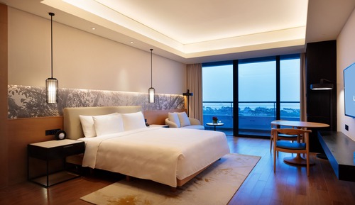 Deluxe Garden Sea View Double Room