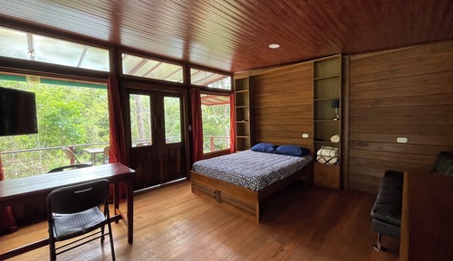 Luxury Studio, Mountain View, Mountainside