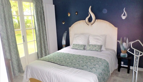 Comfort Double Room, Private Bathroom (Arlequin)