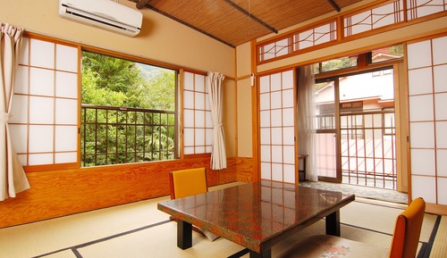 Japanese Style Quadruple Room
