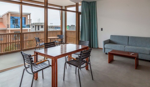 Deluxe Apartment
