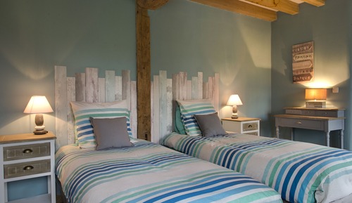 Family Room, 2 Bedrooms