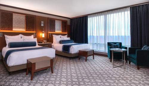 Deluxe Suite, 2 Queen Beds