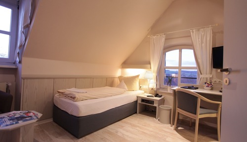 Standard Single Room