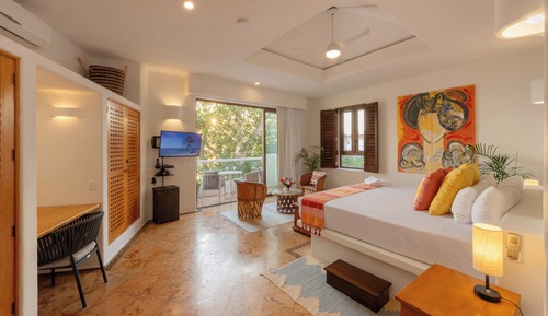 Suite, 1 King Bed, Ensuite, Ocean View