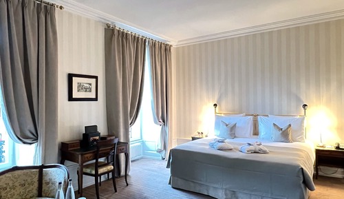 Superior Double Room, City View