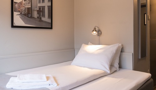 Economy Single Room