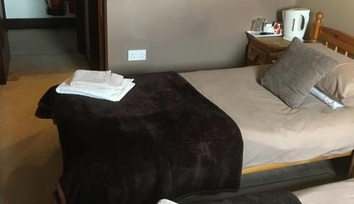 Twin Room, Ensuite