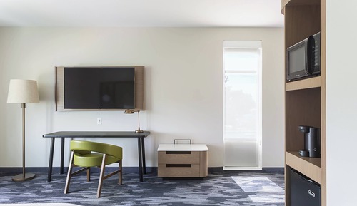 Studio, 2 Queen Beds, City View (Hearing Accessible)