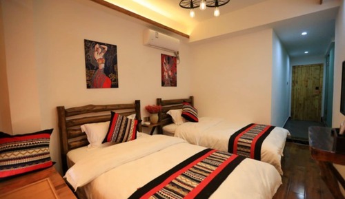 Classic Twin Room