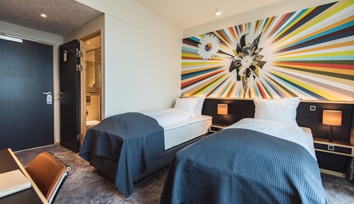 Quadruple Room, Connecting Rooms