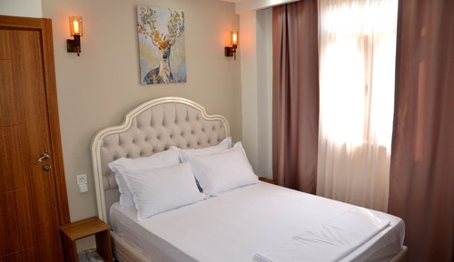 Classic Double Room, 1 Queen Bed