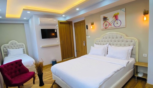 Classic Triple Room