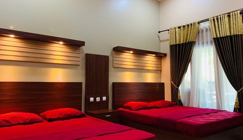 Premier Room